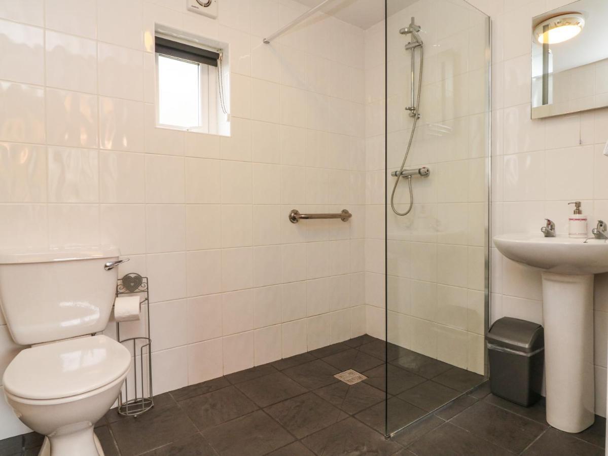 אילפרקומב Larchwood Lodge מראה חיצוני תמונה