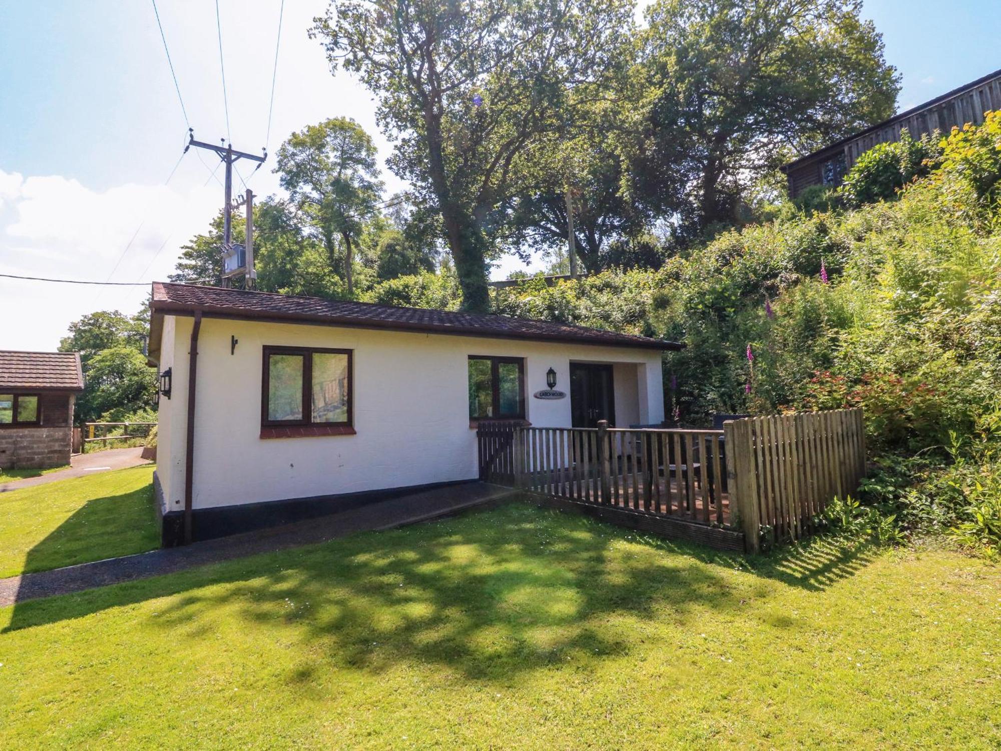 אילפרקומב Larchwood Lodge מראה חיצוני תמונה